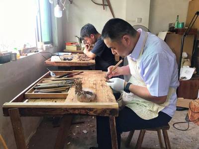 匠心筑梦，示范引领——万少君工艺美术品设计工作室工匠示范基地与收藏品鉴定评估服务